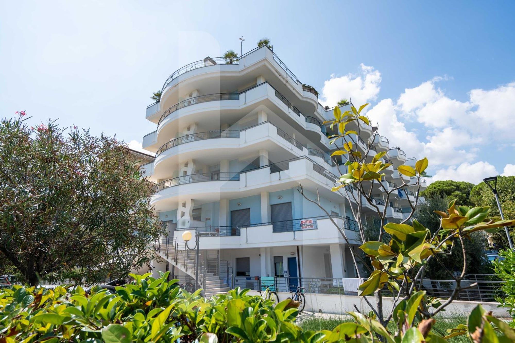 Holiday Rendez Vous Pineto Exterior foto